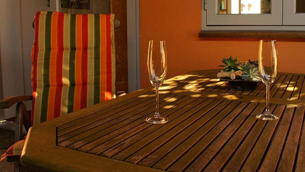 Apartment Yachthafen Waren Exterior foto